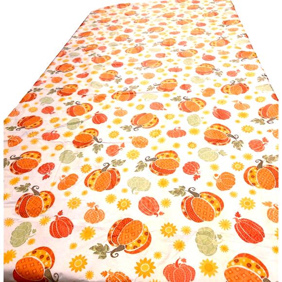 Halloween Quilted Pumpkin Fall Harvest Tablecloth Flannel Backed READ - Picture 1 of 7